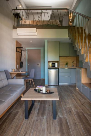 Tzes City Suites